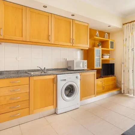 דירה Pool&balcony Downtown Faia 202 Flat פורטימאו