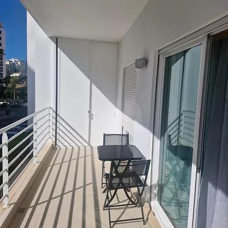 Pool&balcony Downtown Faia 202 Flat بورتيماو